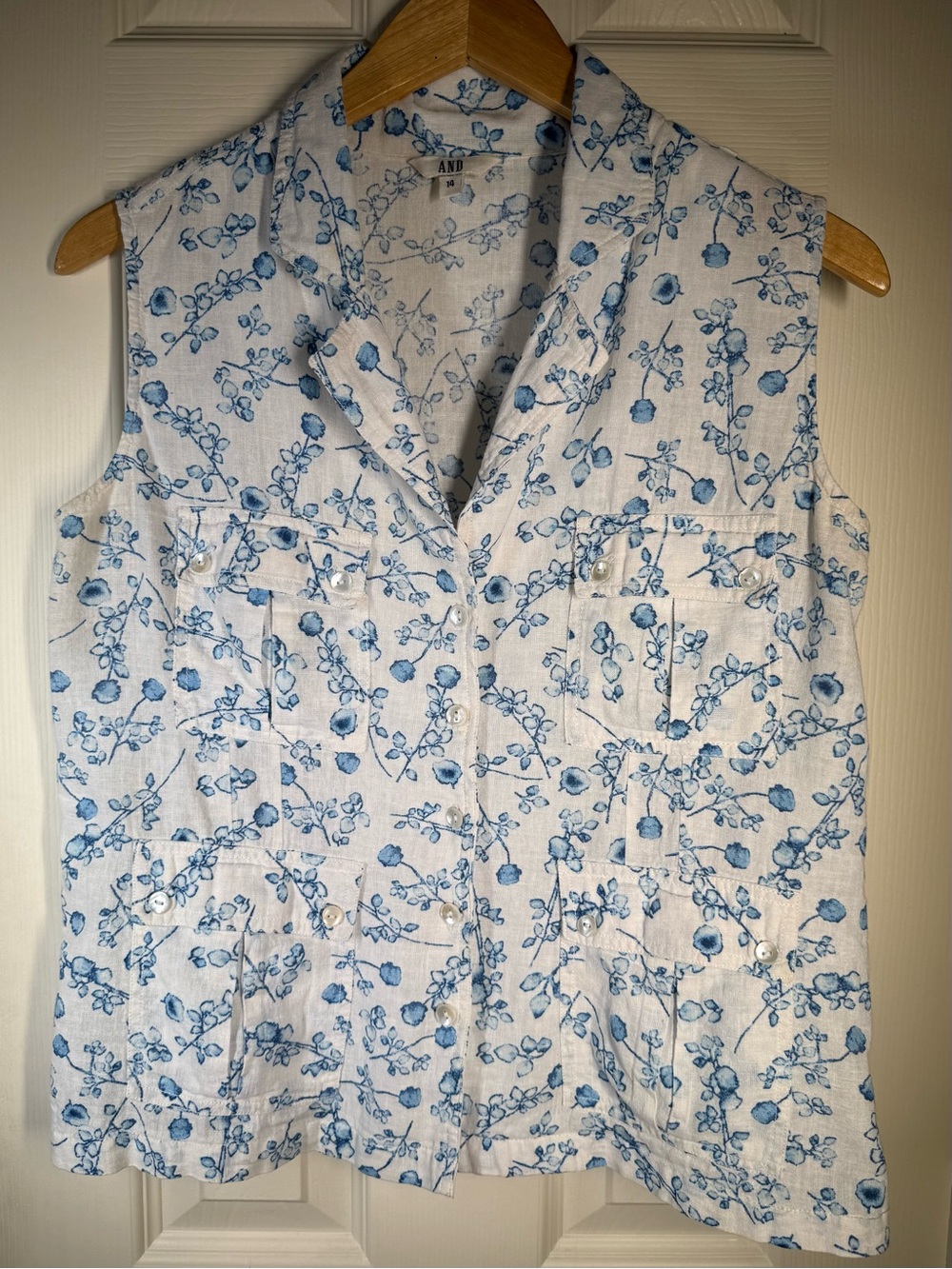 AND White Sleeveless Button-Front Top with Blue Floral Print
